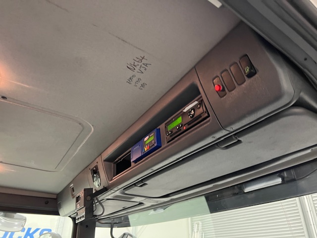 Scania P280 6×2 Rear Lift Day Cab Fridge