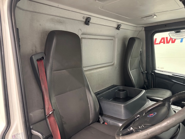 Scania P280 6×2 Rear Lift Day Cab Fridge Box