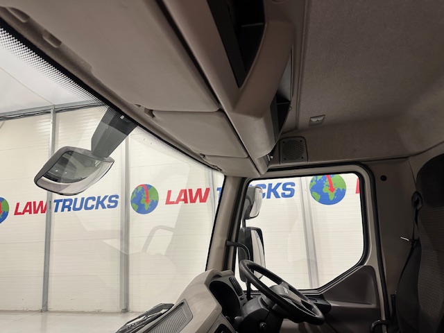 DAF LF 220 4×2 Day Cab Refuse Collector