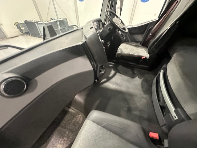 Renault T460 6×2 Midlift Tractor Unit