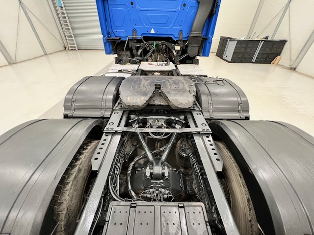Mercedes Actros 2545 6×2 Midlift Tractor Unit
