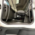 Volvo FH 460 6×2 Midlift Tractor Unit - thumbnail