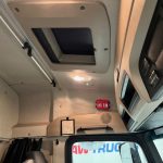Mercedes Actros 1824 Sleeper Cab Curtainsider - thumbnail