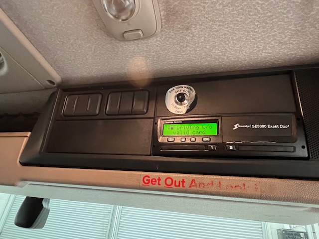 DAF CF 290 6×2 Rear Steer Fridge Box