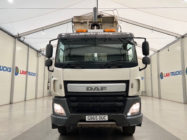 DAF CF 400 8×4 Day Cab Tipper