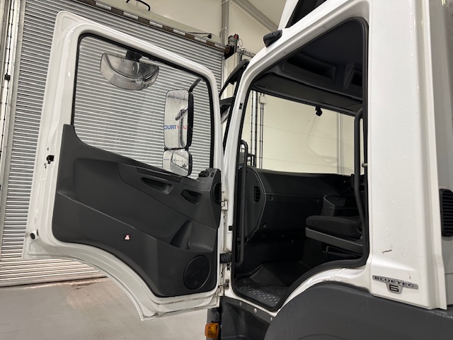 Mercedes Atego 1524 Day Cab  Box Van