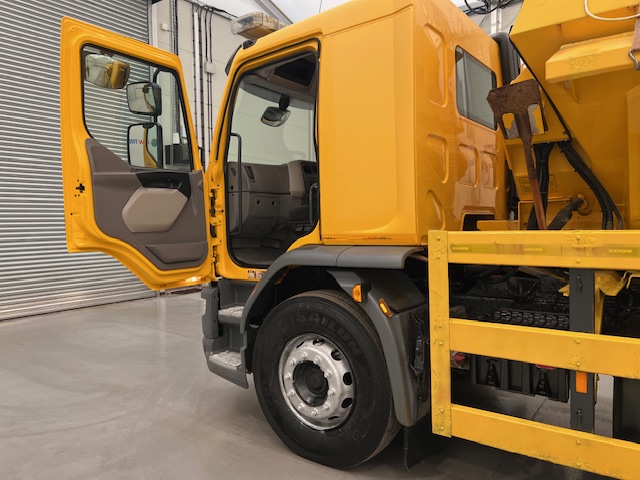 DAF LF 250 4×2 Sleeper Cab Gritter