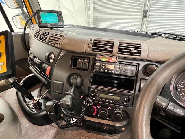 DAF CF75 310 6×4 Day Cab Gritter