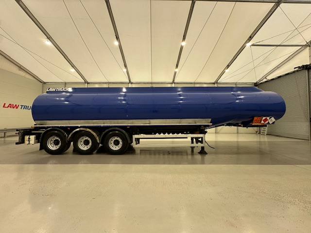 Cobo 41000 Litre Tri Axle Fuel Tanker Trailer