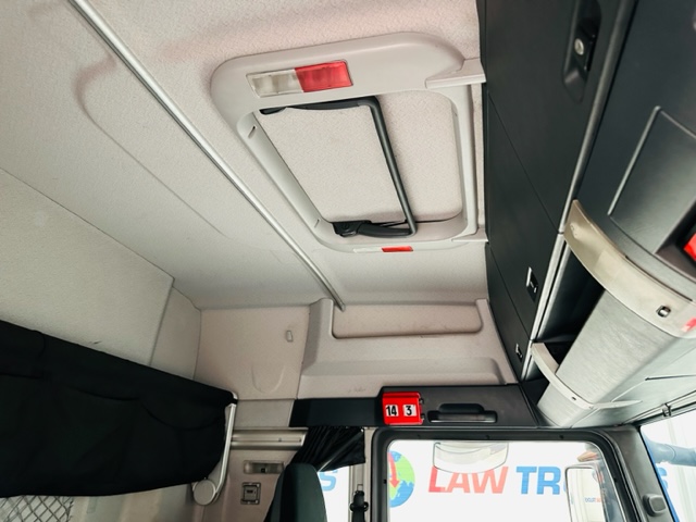 MAN TGX 26.480 6×2 Tractor Unit