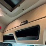 Mercedes Actros 1824 Sleeper Cab Curtainsider - thumbnail