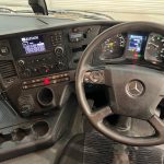 Mercedes Actros 2530 6×2 Day Cab Curtainsider - thumbnail