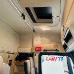Mercedes Actros 1830 Sleeper Curtainsider Box Van - thumbnail