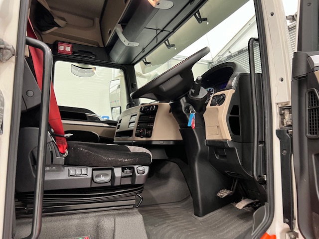 MAN TGX 26.470 6×2 Midlift Tractor Unit