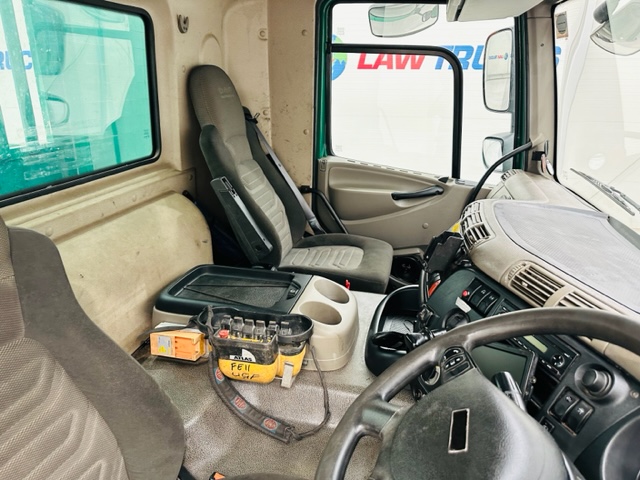 DAF CF75 310 Rear Lift Day Cab Dropside Brick Grab