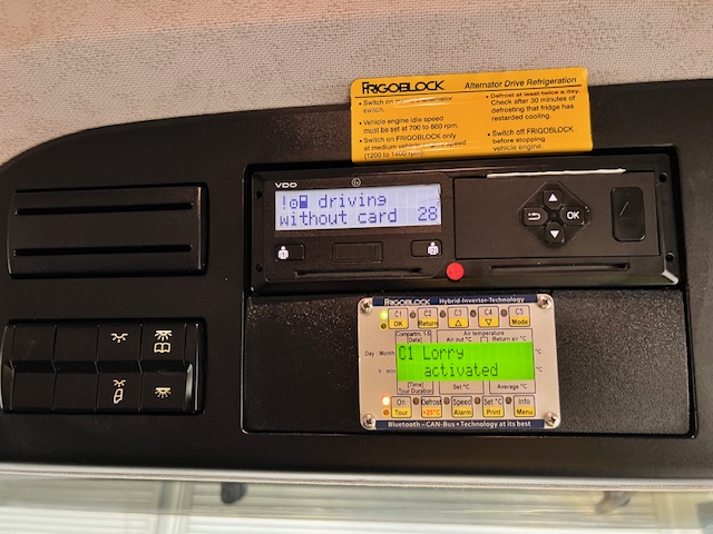 Mercedes Antos 1827 Day Cab Fridge Box