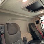 DAF CF 330 Rear Lift Day Cab Fridge Box - thumbnail