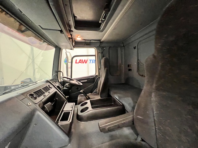 DAF CF85 380 4×2 Sleeper Cab Tractor Unit Manual