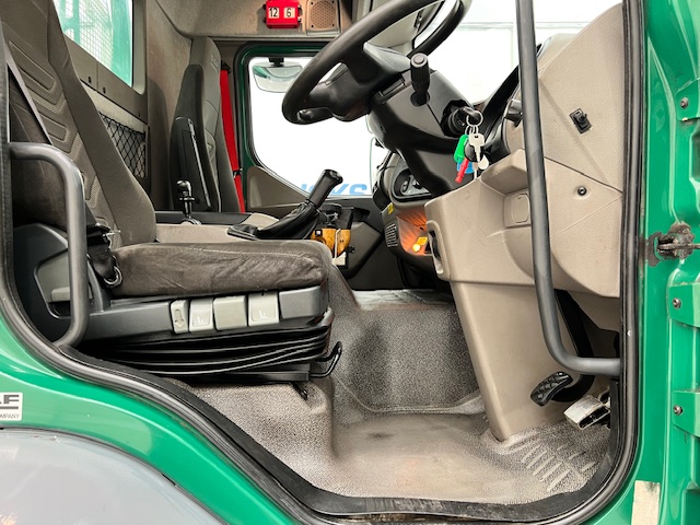 Daf LF55 220 Day Cab Dropside Crane