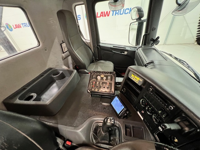 Scania P410 8×4 Day Cab Hookloader Manual