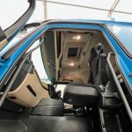 Mercedes Actros 2530 Rear Lift Sleeper Cab Curtainsider - thumbnail