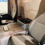 Scania P280 10 Tyre Rear Lift Curtainsider - thumbnail