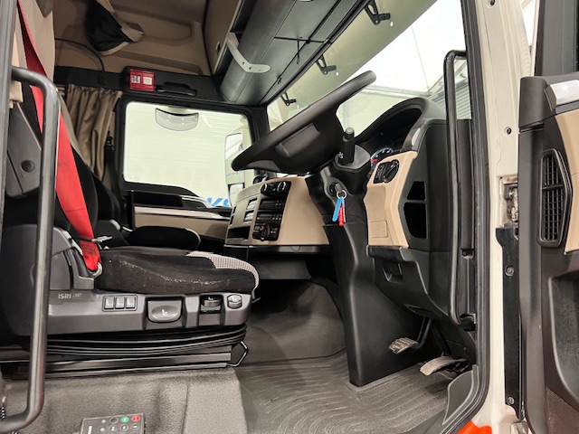 MAN TGX 26.470 6×2 Midlift Tractor Unit