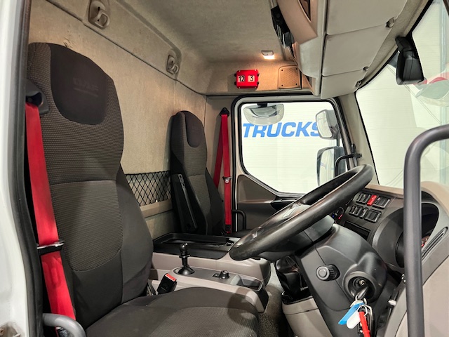 DAF LF 180 Day Cab Fridge Box Manual