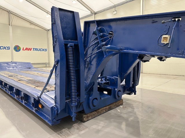 King GTL 48 60 Tri Axle Machinery Carrier Lowloader