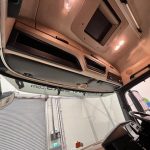 Mercedes Actros 1824 4×2 Sleeper Cab Curtainsider - thumbnail