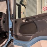 Scania P320 6×2 10 Tyre Rear Lift Insulated Box Van - thumbnail