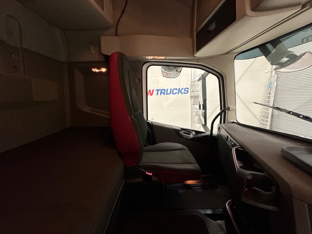 Volvo FH 500 Euro 5 6×2 Midlift Tractor Unit