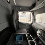 Mercedes Axor 1824 Day Cab Box Van - thumbnail