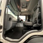 Scania P250 4×2 Sleeper Cab Fridge Box - thumbnail