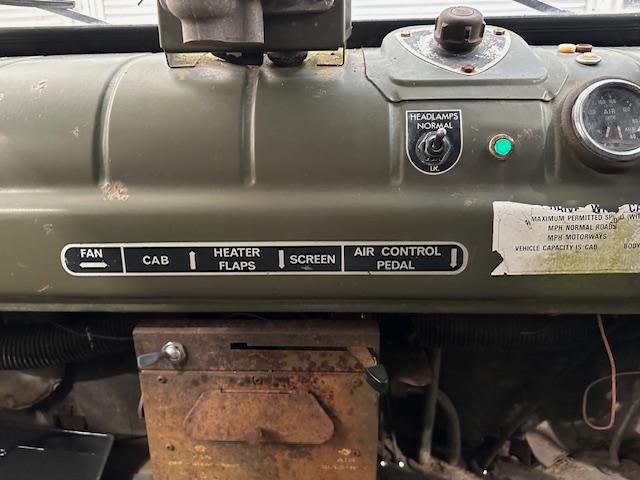 Bedford MJ 330 4×4 Cargo Truck