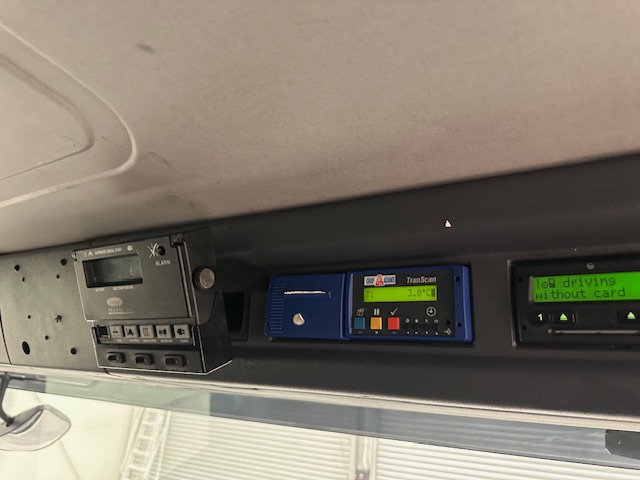 Scania P280 6×2 Rear Lift Day Cab Fridge Box