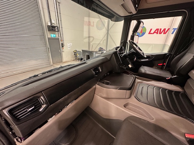 Scania G410 4×2 Sleeper Cab Tractor Unit