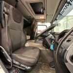 DAF CF 330 6×2 Rear Lift Sleeper Cab Curtainsider - thumbnail
