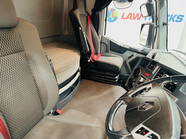 Renault T460 6×2 Midlift Tractor Unit