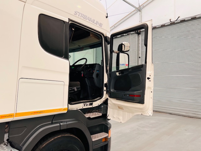 Scania R450 6×2 Midlift Topline Tractor Unit