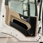 Mercedes Actros 1824 4×2 Sleeper Cab Box Van - thumbnail