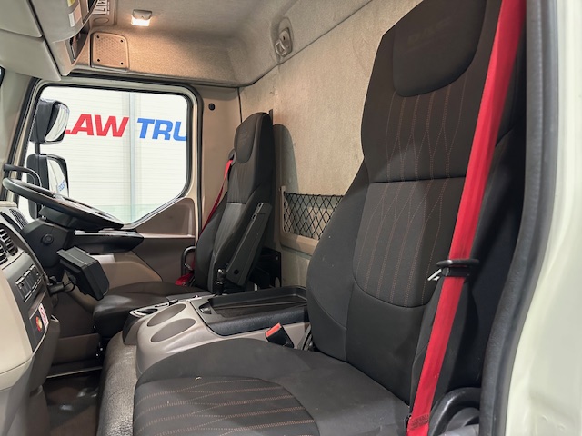 DAF LF 180 4×2 Day Cab Box Van