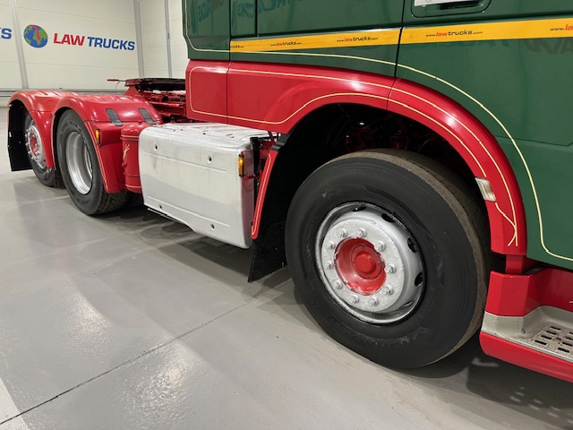 DAF XF 460 6×2 Rear Lift Tractor Unit Manual
