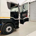 Iveco Stralis 450 4×2 Tractor Unit - thumbnail