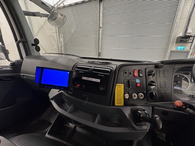 Mercedes Axor 1824 Day Cab Fridge Box