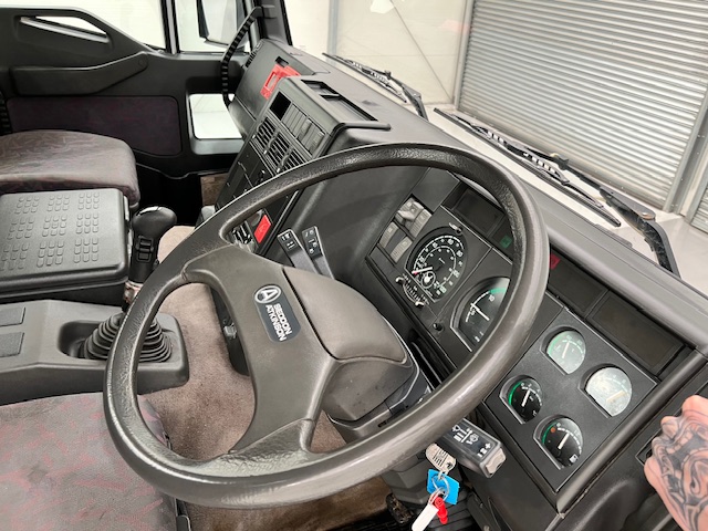 Seddon Atkinson Strato 385 6×4 Double Drive Flatbed