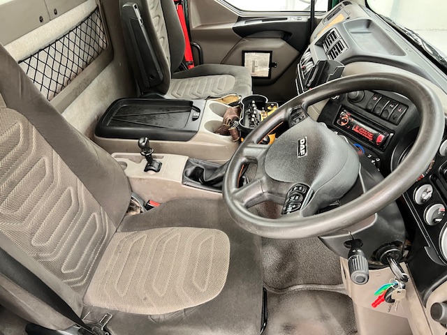 Daf LF55 220 Day Cab Dropside Crane