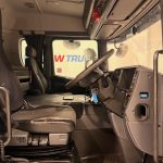 Scania P320 6×2 10 Tyre Rear Lift Insulated Box Van - thumbnail