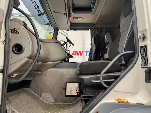 DAF CF85 360 6×2 Midlift Tractor Unit