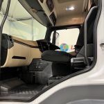 Mercedes Actros 1824 4×2 Sleeper Cab Box Van - thumbnail